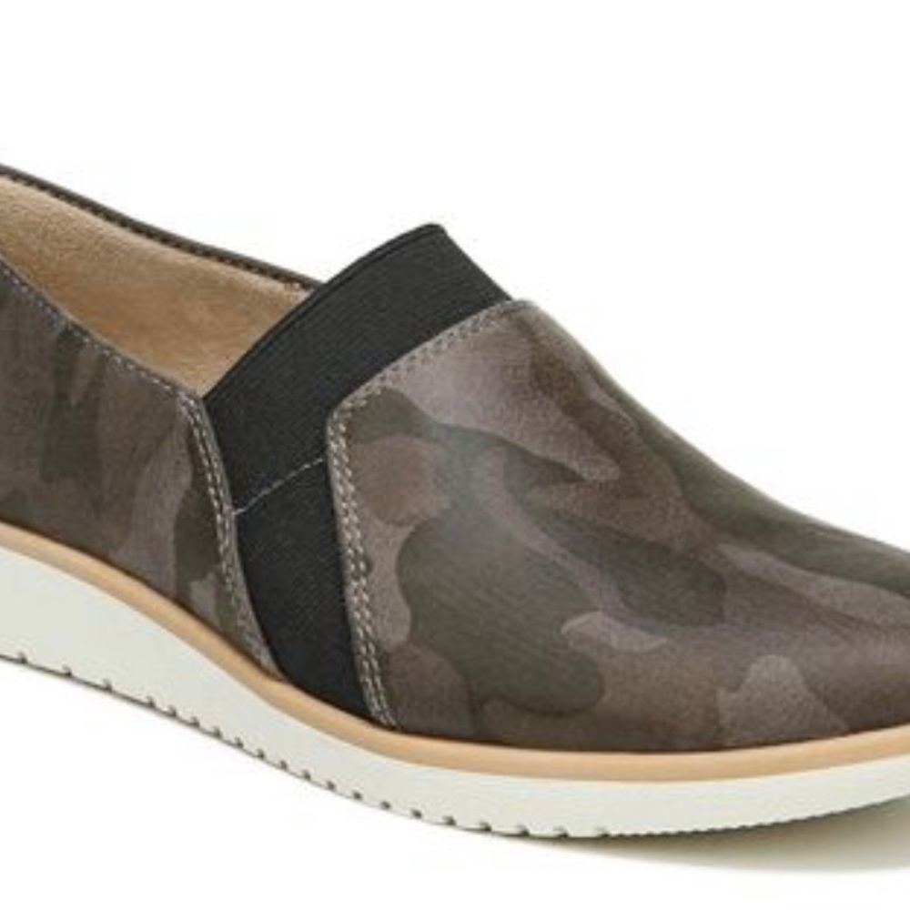 Naturalizer in Grey Camo